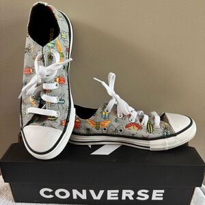 Brand new kids Converse “Bugs”
